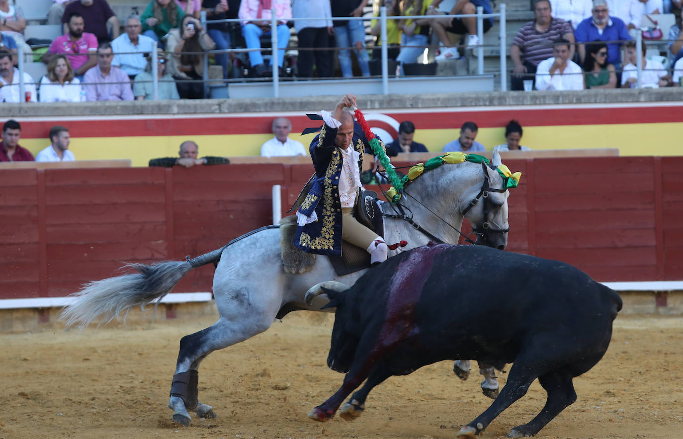 Fotos: Corrida de rejones de San Antolín