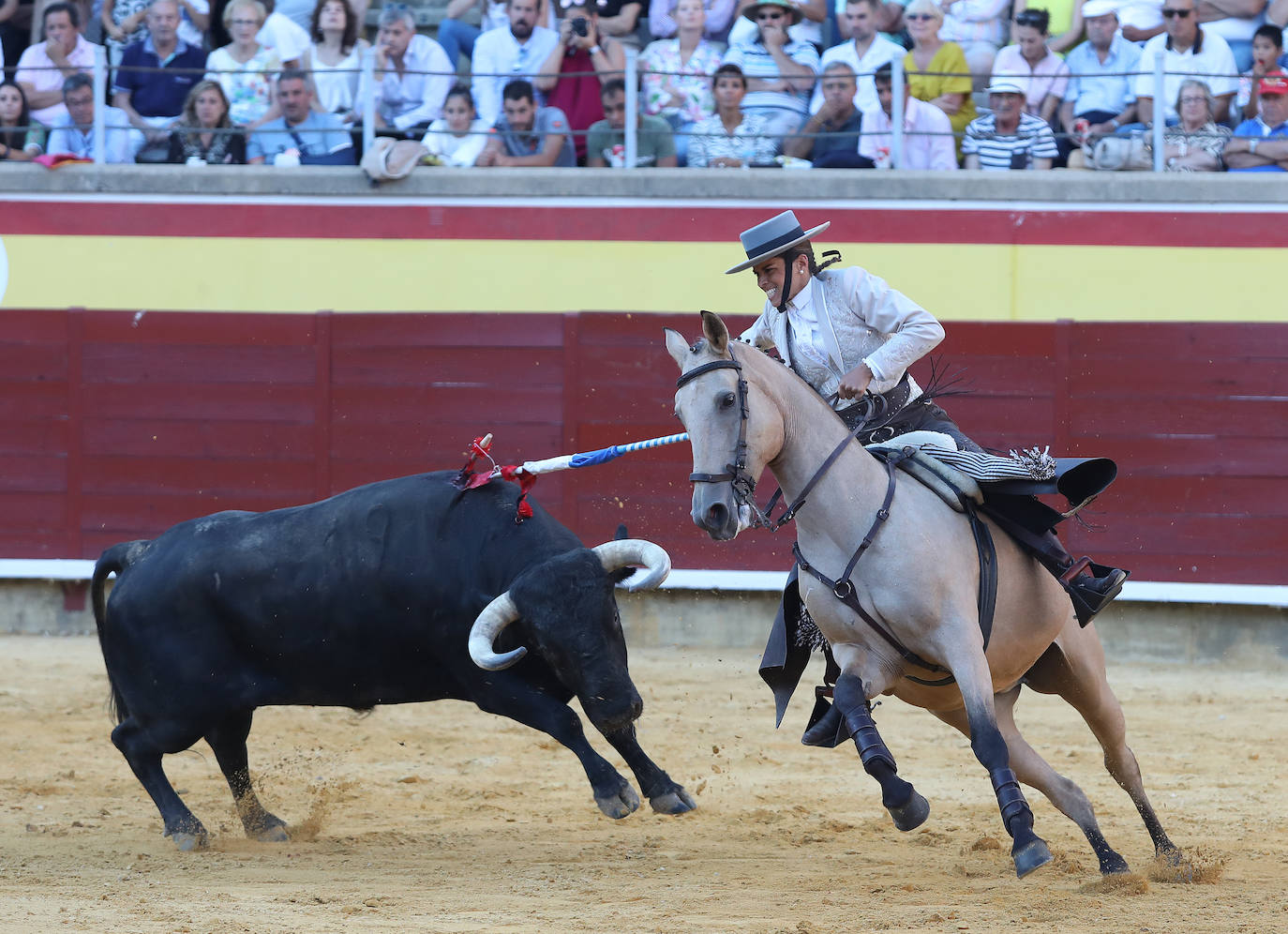 Fotos: Corrida de rejones de San Antolín