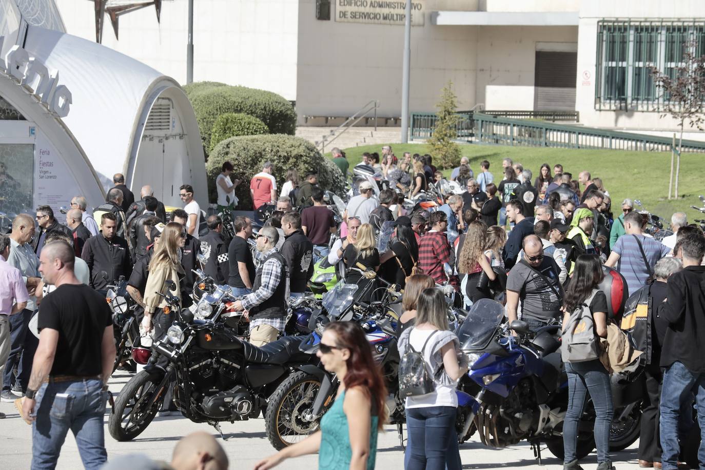 Fotos: Las Harley Davidson rugen en Valladolid con motivo de las fiestas