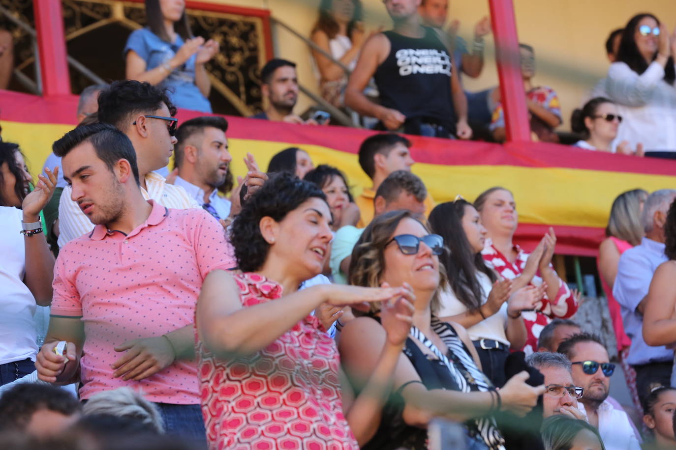 Fotos: Búscate en las gradas de la plaza de toros de Valladolid (1/3)