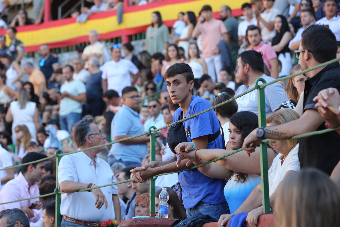 Fotos: Búscate en las gradas de la plaza de toros de Valladolid (3/3)