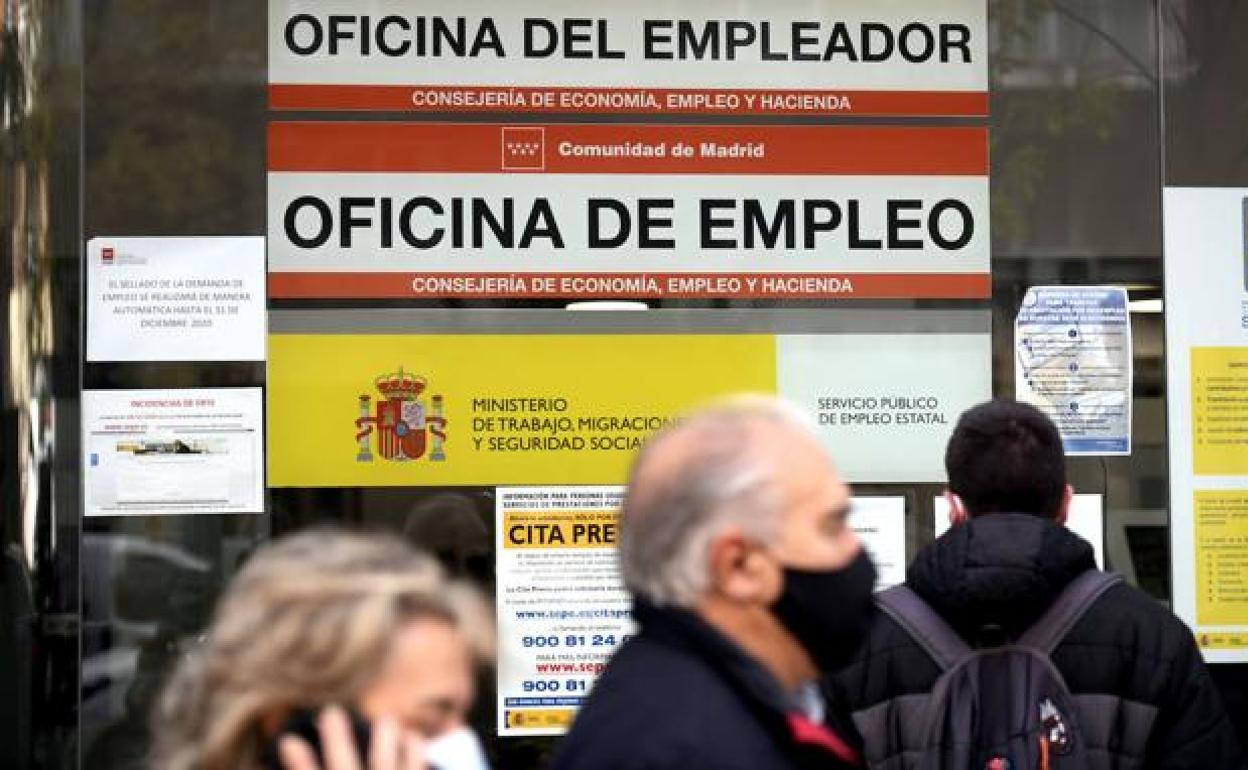 Imagen de archivo de una oficina de empleo. 