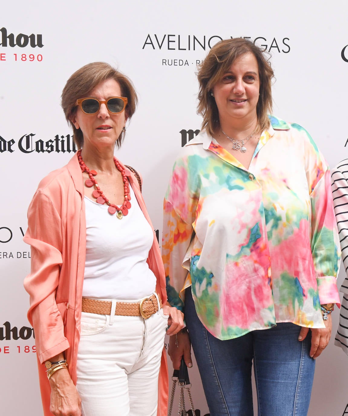Nuria Pedrol y Rosana Alba, alcaldesa de Esguevillas de Esgueva.