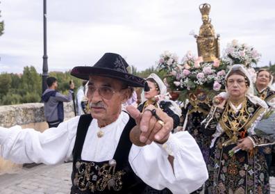 Imagen secundaria 1 - Santa María de la Vega regresa tras dos años a su encuentro con los salmantinos