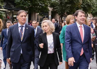 Imagen secundaria 1 - Mirian Cortés pregona a una Salamanca «universitaria, bella y sabia» con motivo de las Fiestas de la ciudad