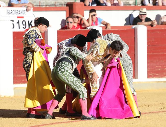 Fotos: Morante de la Puebla, El Juli y Tomás Rufo en la Plaza de Toros de Valladolid (2/2)