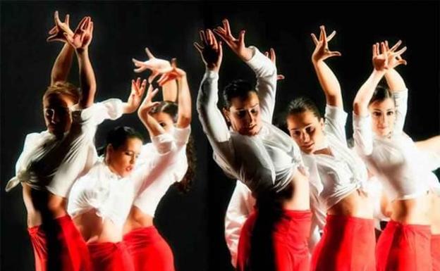 Música, magia y mucha vida de peñas en las fiestas de Melgar de Yuso