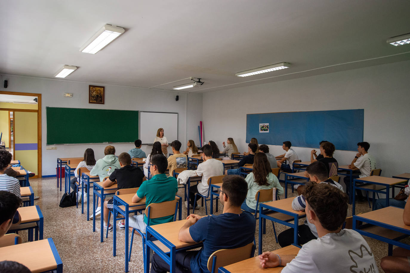 Fotos: Maristas da la bienvenida a los alumnos de ESO y Bachillerato