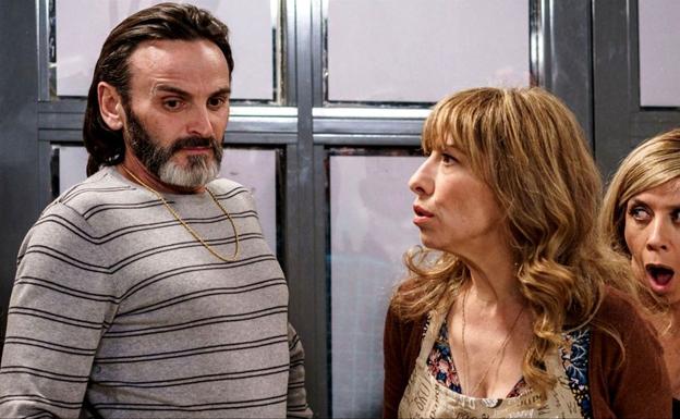 Fernando Tejero, Nathalie Seseña y Eva Isanta en 'La que se avecina'. 