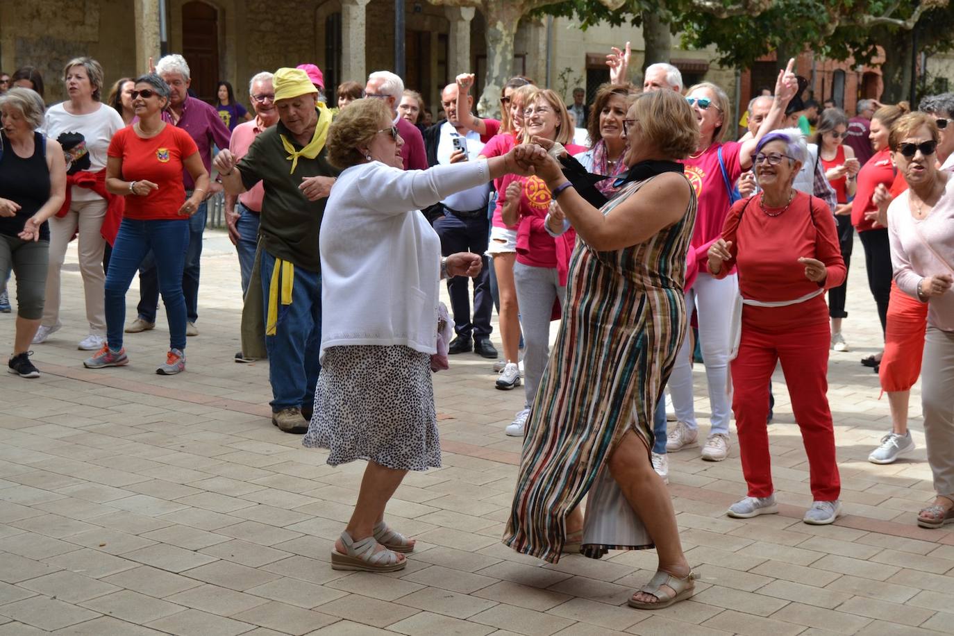 Fotos: Astudillo despide sus fiestas con el día grande de la Cruz