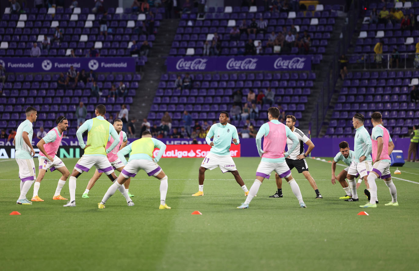 El Real Valladolid cae en casa ante el Cádiz (0-1).