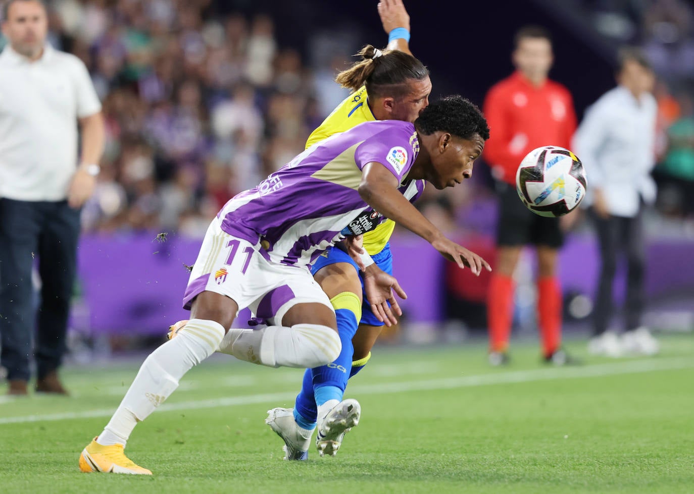 El Real Valladolid cae en casa ante el Cádiz (0-1).