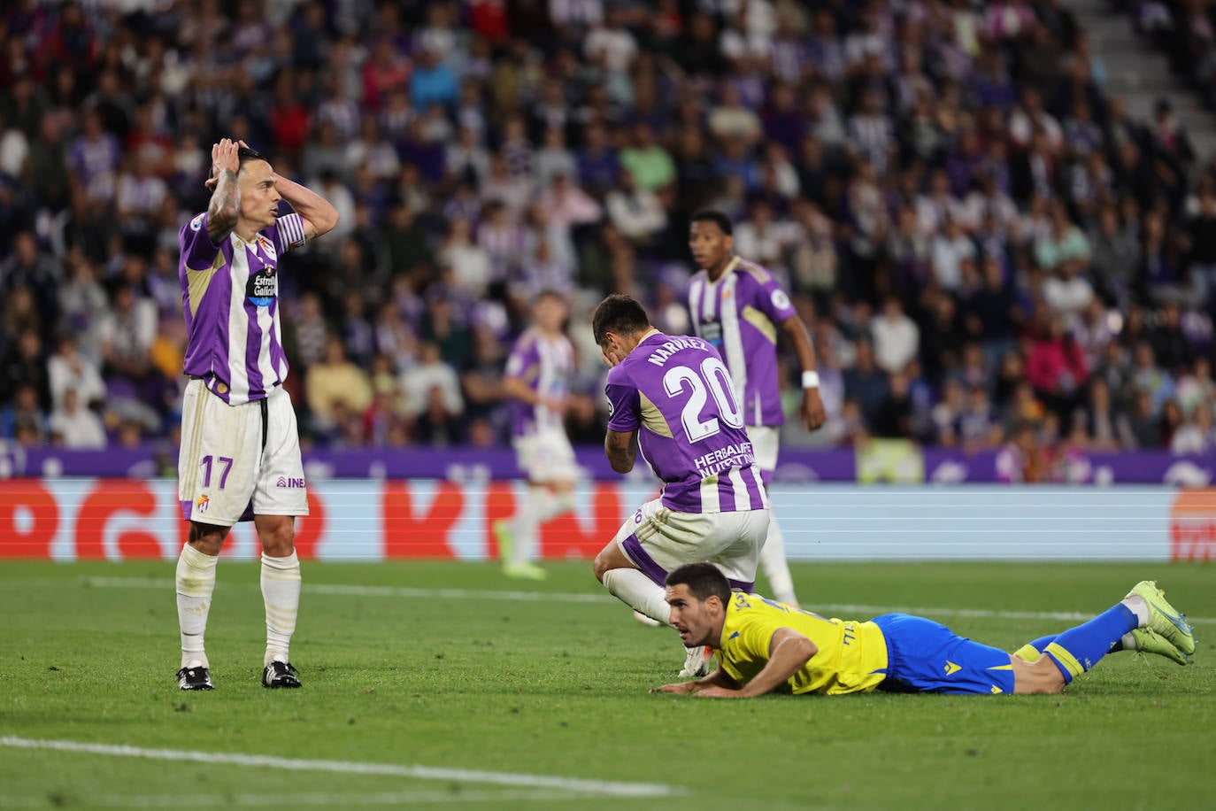 El Real Valladolid cae en casa ante el Cádiz (0-1).