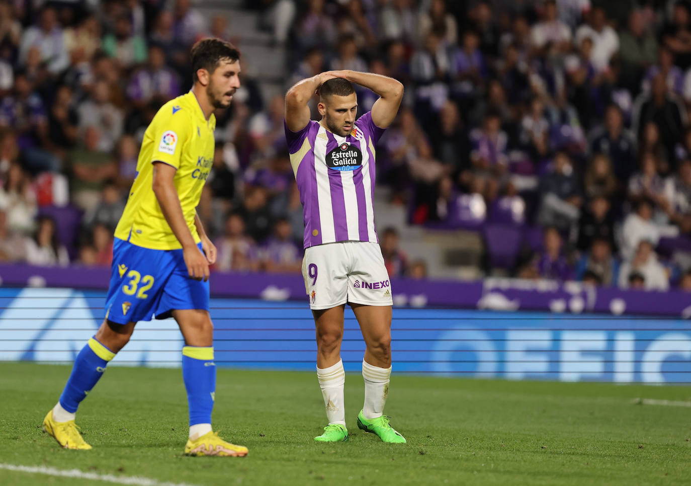 El Real Valladolid cae en casa ante el Cádiz (0-1).