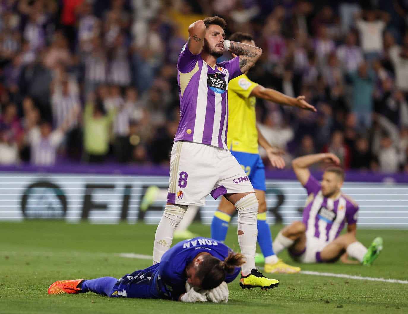 El Real Valladolid cae en casa ante el Cádiz (0-1).