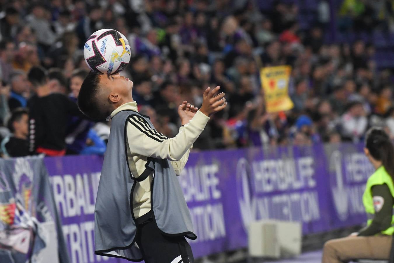 Fotos: Derrota del Real Valladolid ante el Cádiz (1/3)