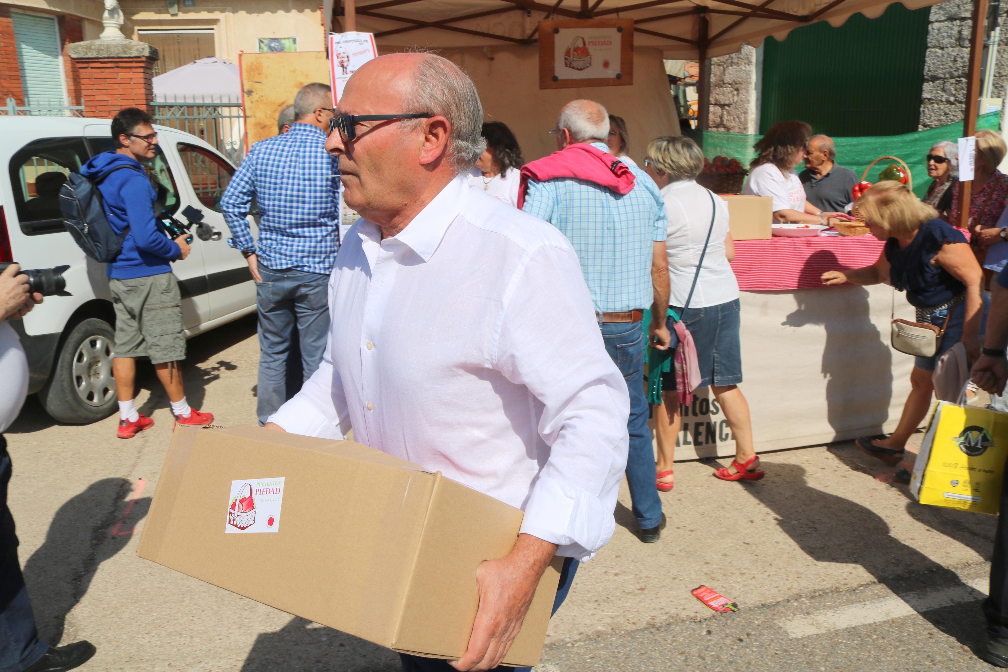La Feria del Pimiento congregó a numeroso público durante toda la jornada