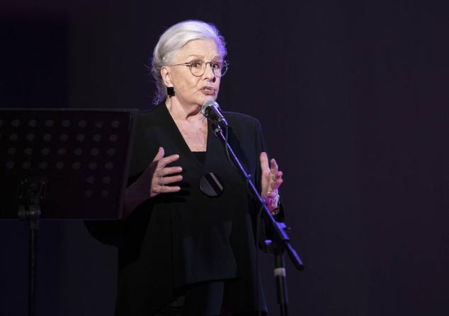 Fotos: Lola Herrera inaugura la sala cultural que lleva su nombre en el colegio Teresianas
