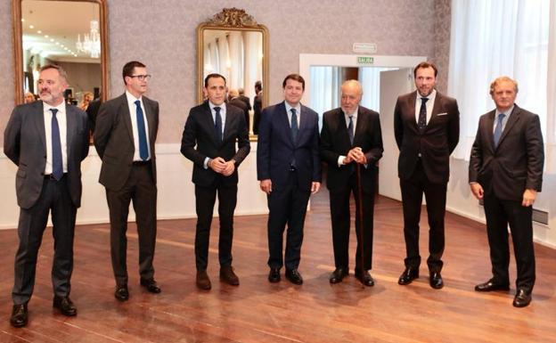 Ángel Ortiz, Goyo Ezama, Conrado Íscar, Alfonso Fernández Mañueco, Alejandro Royo-Villanova, Óscar Puente e Ignacio Ybarra.