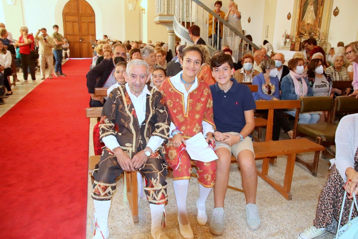 Torquemada se vuelca con la Virgen de Valdesalce en una romería multitudinaria