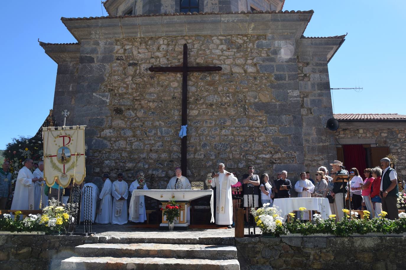 Fotos: Vuelve con fuerza la romería de la Virgen del Brezo