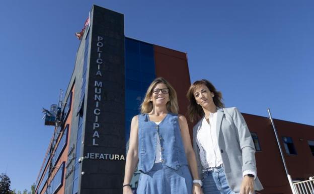 Beatriz Arroyo y Marta Calzada, agentes del Servicio de Atención de Víctimas de Violencia Doméstica de Valladolid. 