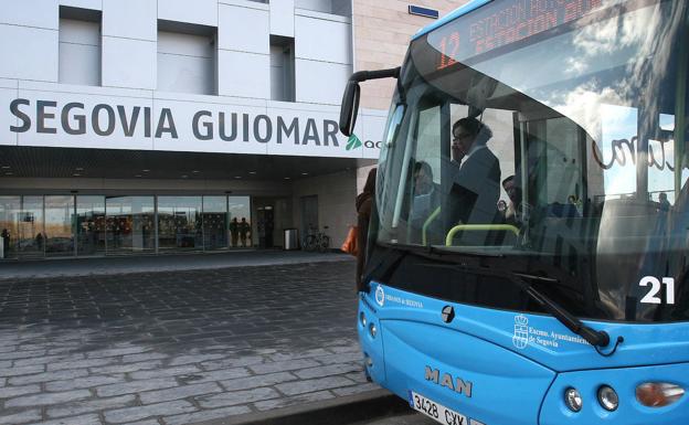 El Ayuntamiento retoma la idea de que los autobuses al Ave circulen cada 15 minutos