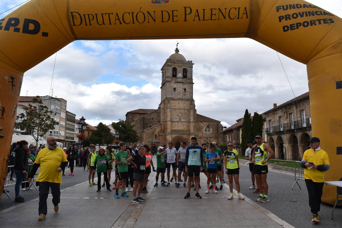 Fotos: Aguilar de Campoo se mueve contra el cáncer