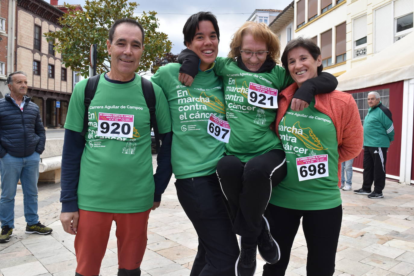 Fotos: Aguilar de Campoo se mueve contra el cáncer