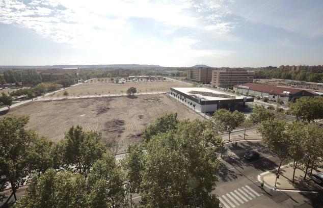 Fotos: Paisaje de grúas y excavadoras en el barrio de Viveros