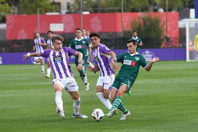 Fotos: La victoria del Real Valladolid Promesas ante el Coruxo en imágenes