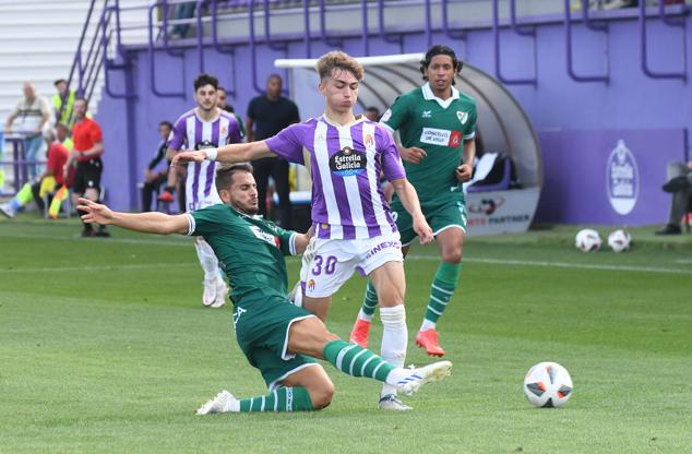 Fotos: La victoria del Real Valladolid Promesas ante el Coruxo en imágenes
