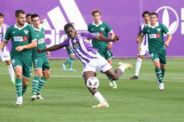 Fotos: La victoria del Real Valladolid Promesas ante el Coruxo en imágenes