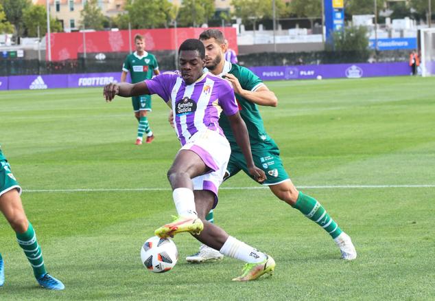 Fotos: La victoria del Real Valladolid Promesas ante el Coruxo en imágenes