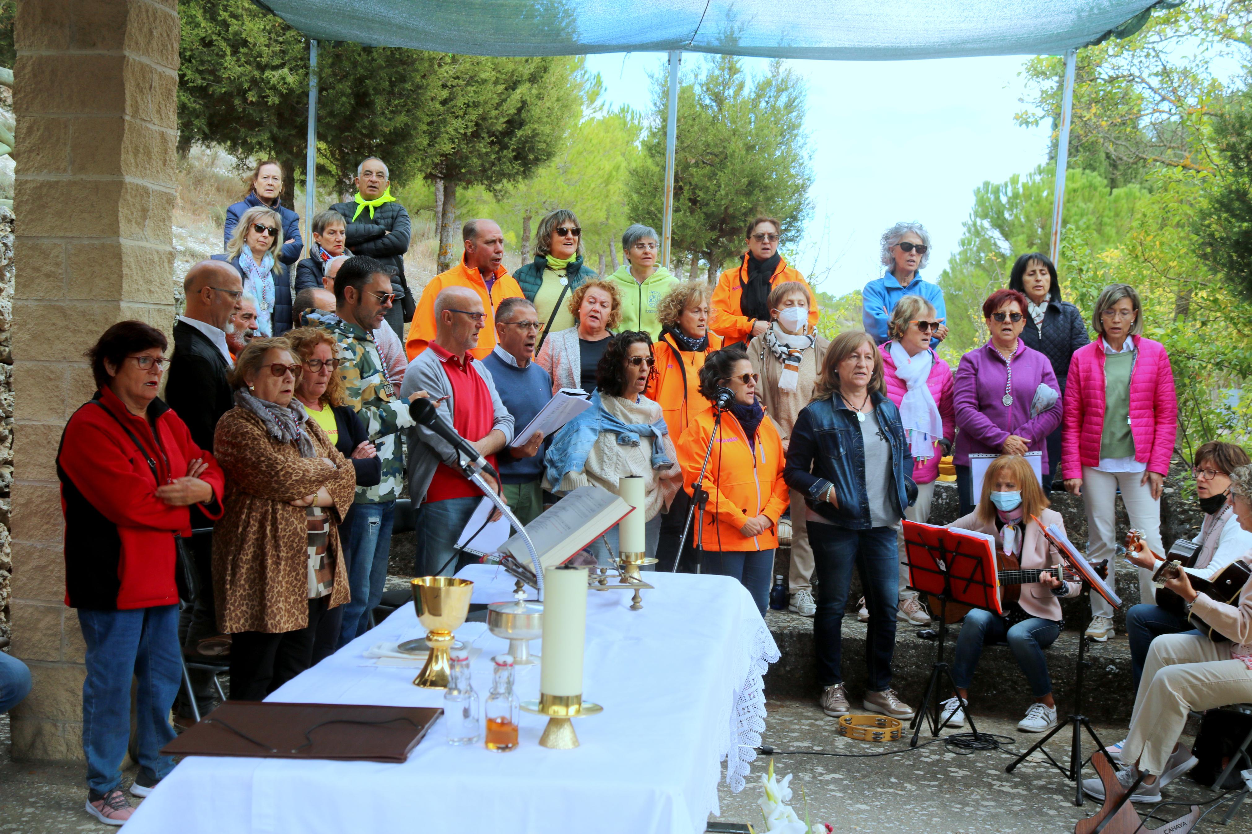 Numerosos cofrades y devotos se reunieron para celebrar la fiesta de Nuestra Señora de Garón