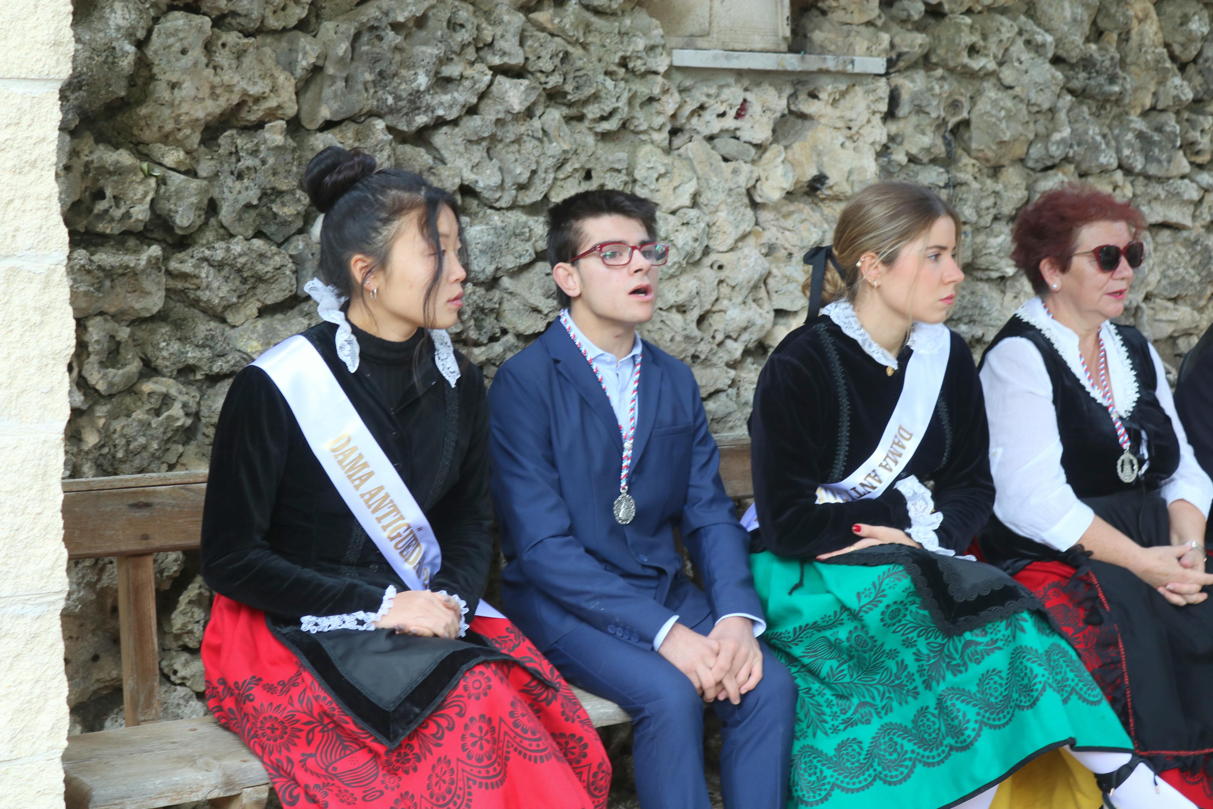 Numerosos cofrades y devotos se reunieron para celebrar la fiesta de Nuestra Señora de Garón