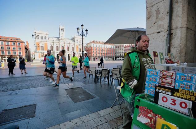 Fotos: La trigésima tercera edición Media Maratón de Valladolid en imágenes (1/2)