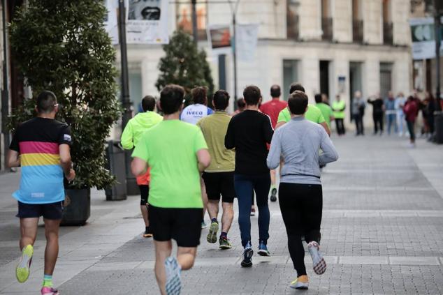 Fotos: La trigésima tercera edición Media Maratón de Valladolid en imágenes (1/2)