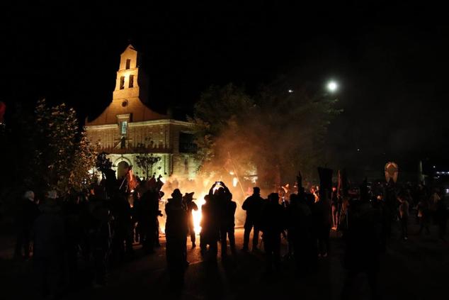 Fotos: La procesión Cívica de El Vítor de Mayorga, en imágenes