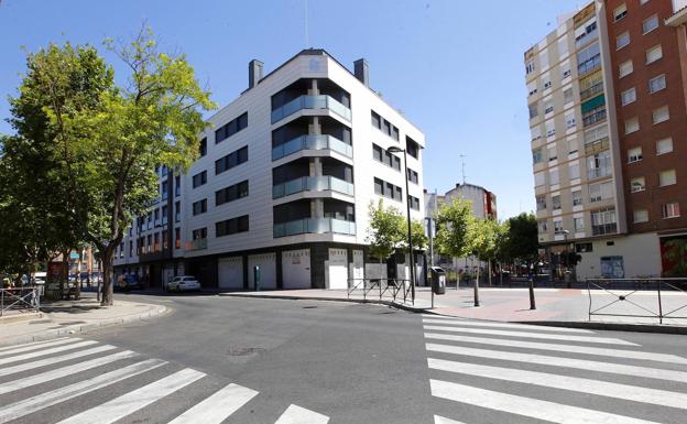 Una mudanza obligará a cerrar al tráfico la calle Santa Lucía hasta el viernes