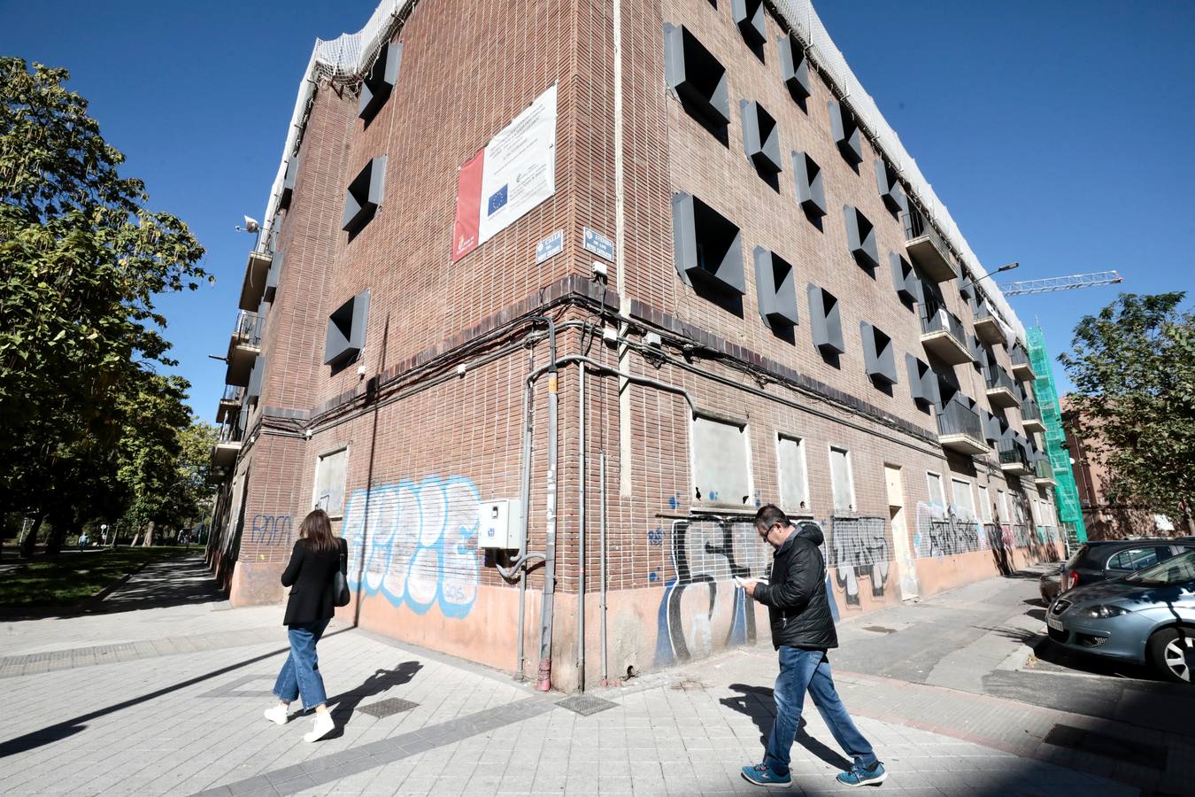 Fotos: El Ayuntamiento de Valladolid mejorará el aspecto de la venida Reyes Católicos de Valladolid