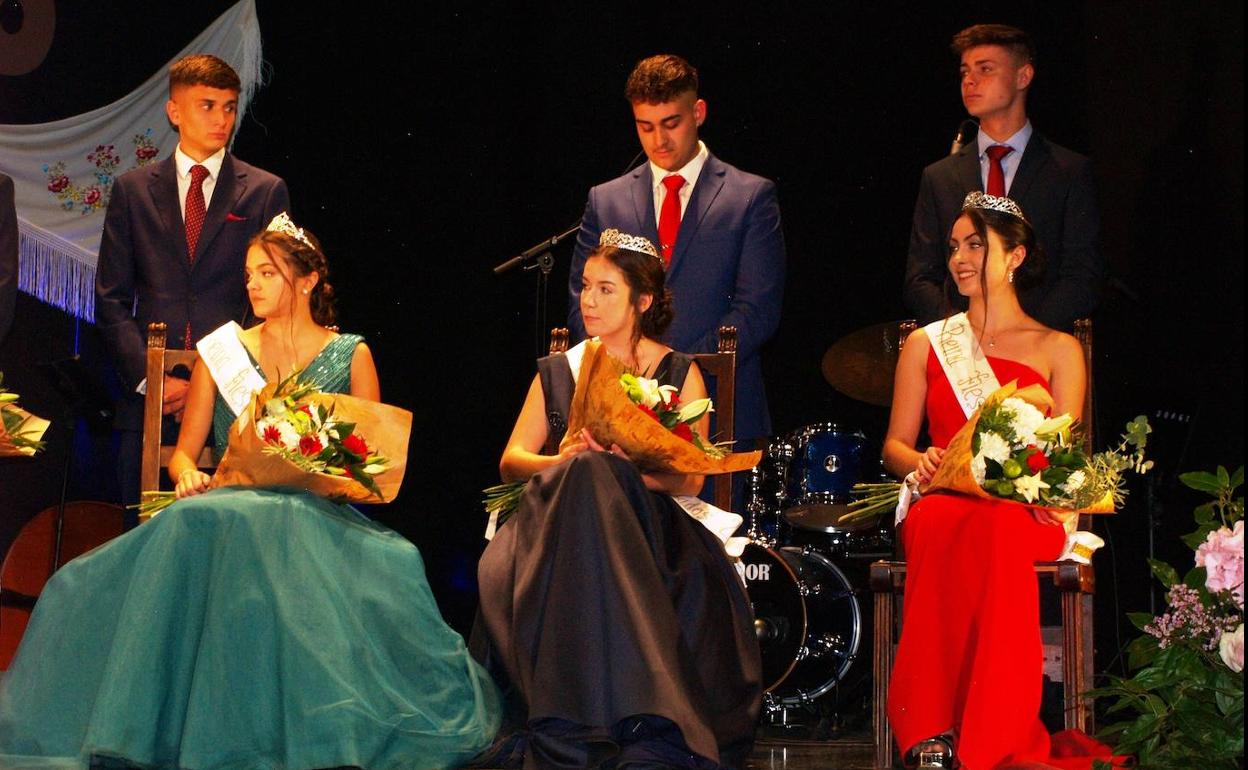 Reinas de las fiestas de Mojados, el jueves.