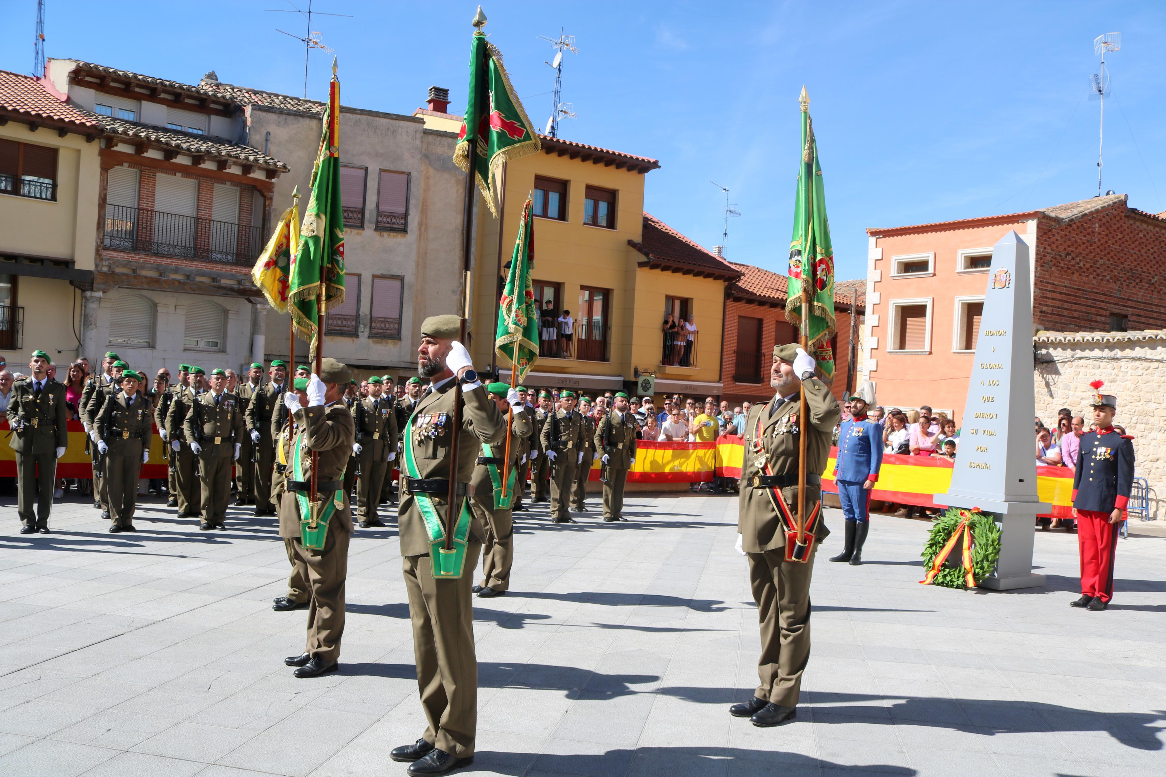 Alrededor de ochenta personas juran fidelidad ante la Enseña Nacional