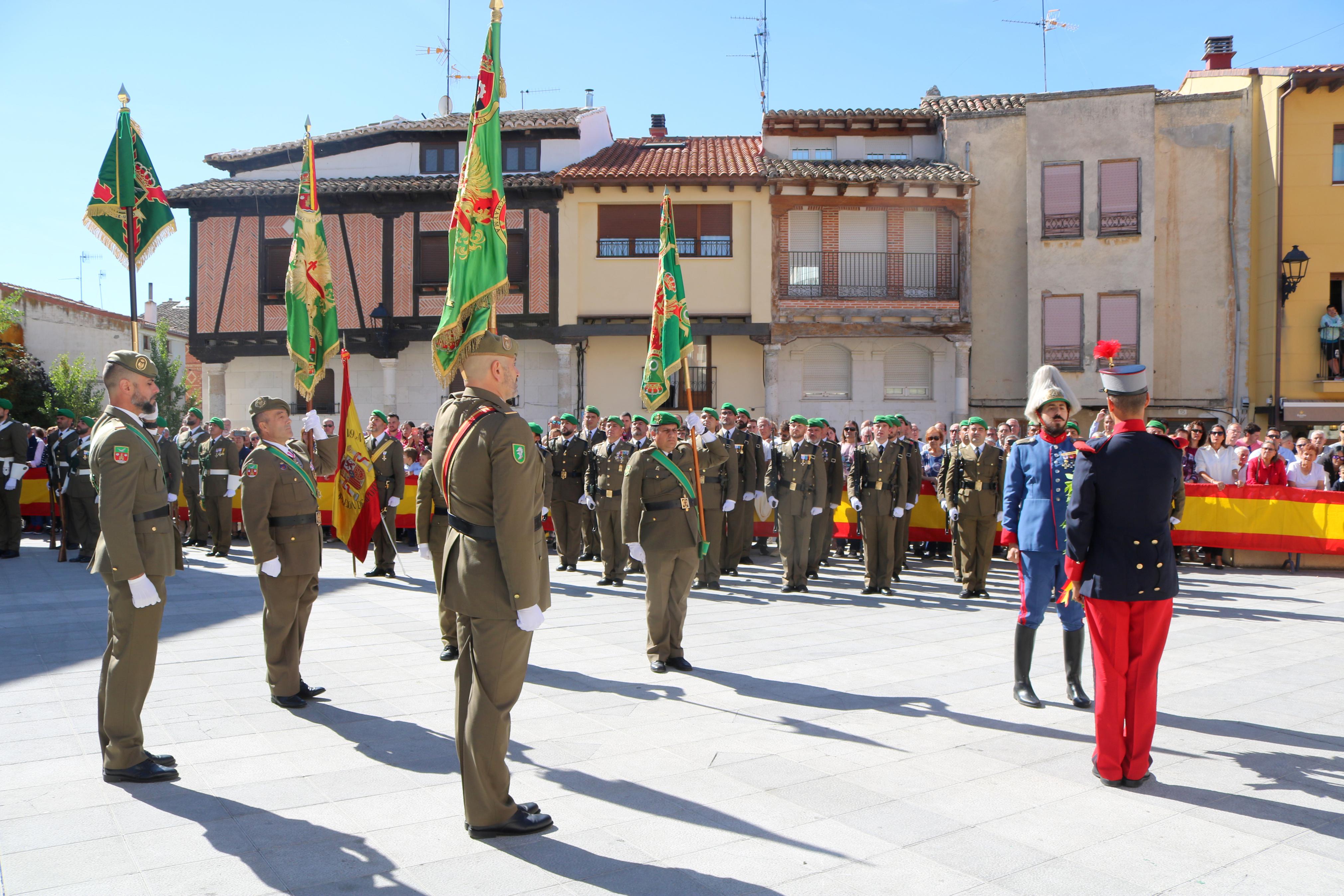 Alrededor de ochenta personas juran fidelidad ante la Enseña Nacional