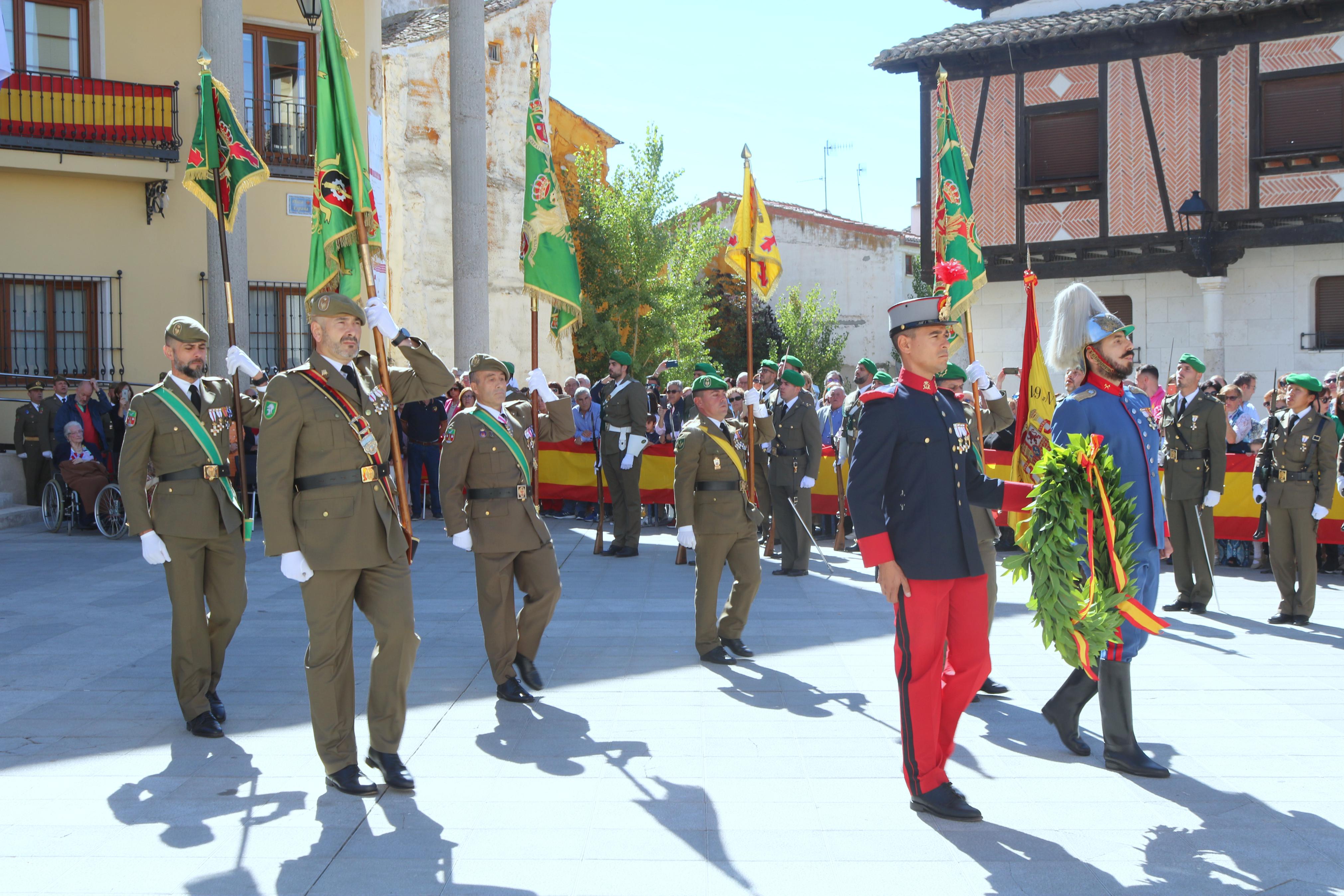 Alrededor de ochenta personas juran fidelidad ante la Enseña Nacional