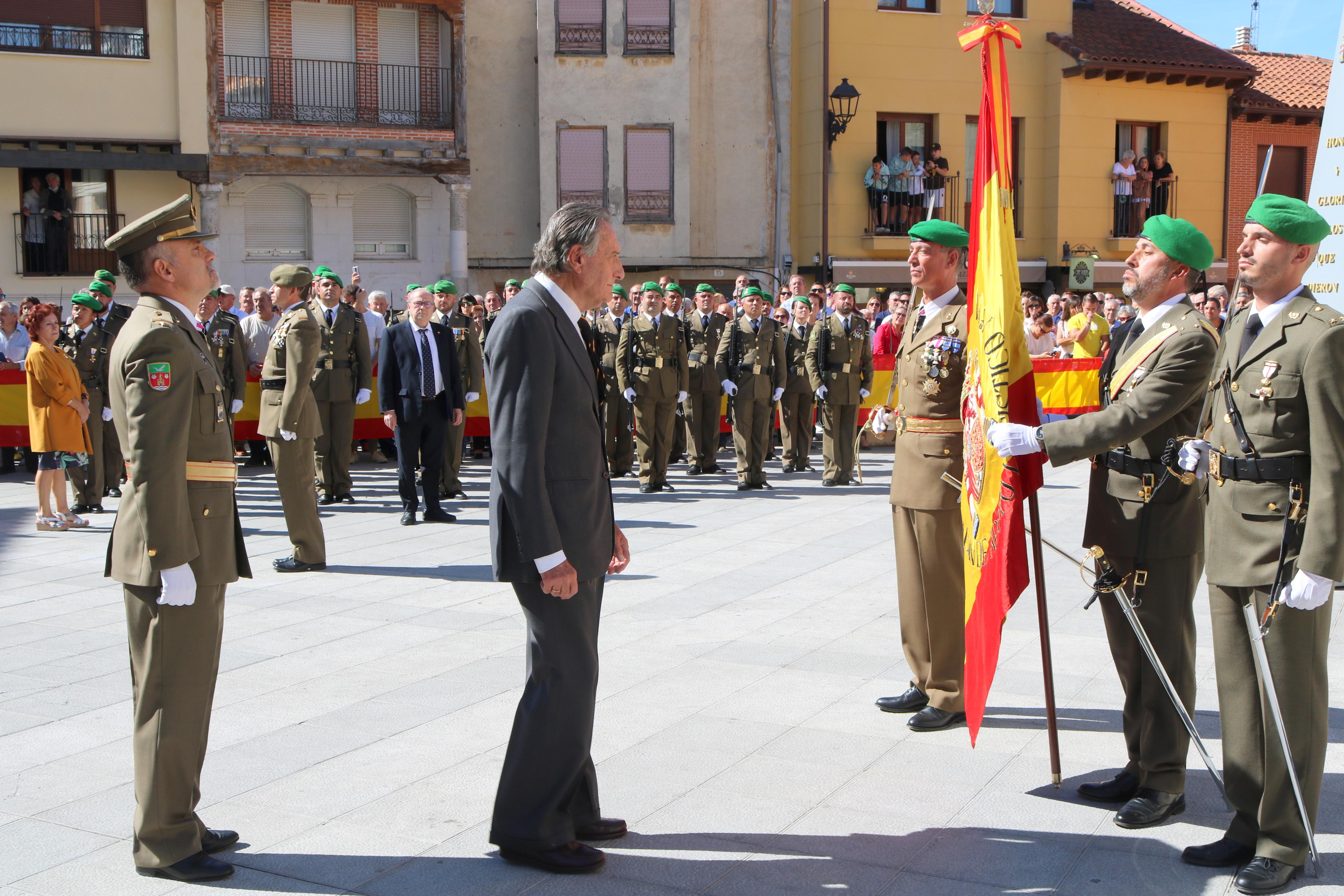 Alrededor de ochenta personas juran fidelidad ante la Enseña Nacional