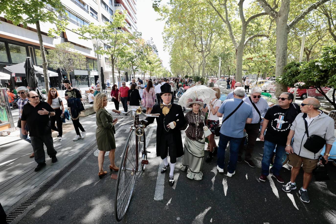 Fotos: Miles de personas disfrutan del Valladolid Motor Vintage (2/3)