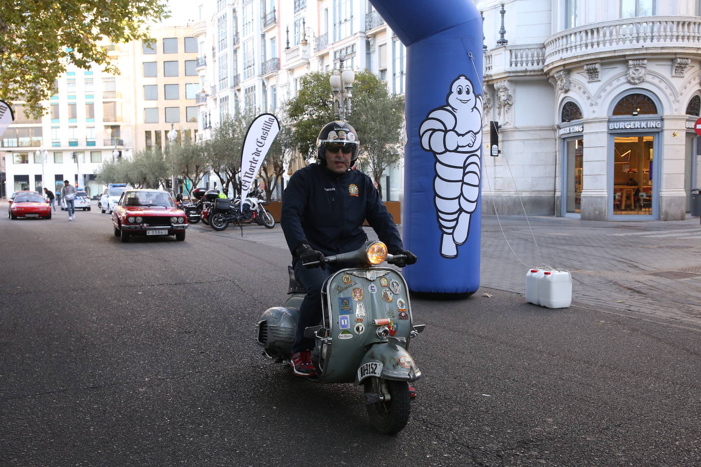 Fotos: Galería de fotos | Llegada de los participantes al Valladolid Motor Vintage