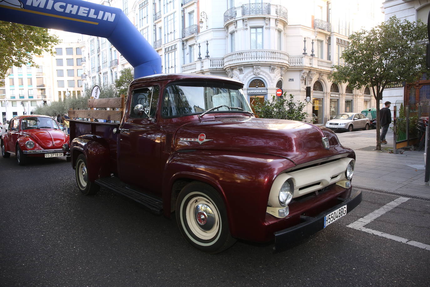 Fotos: Galería de fotos | Llegada de los participantes al Valladolid Motor Vintage