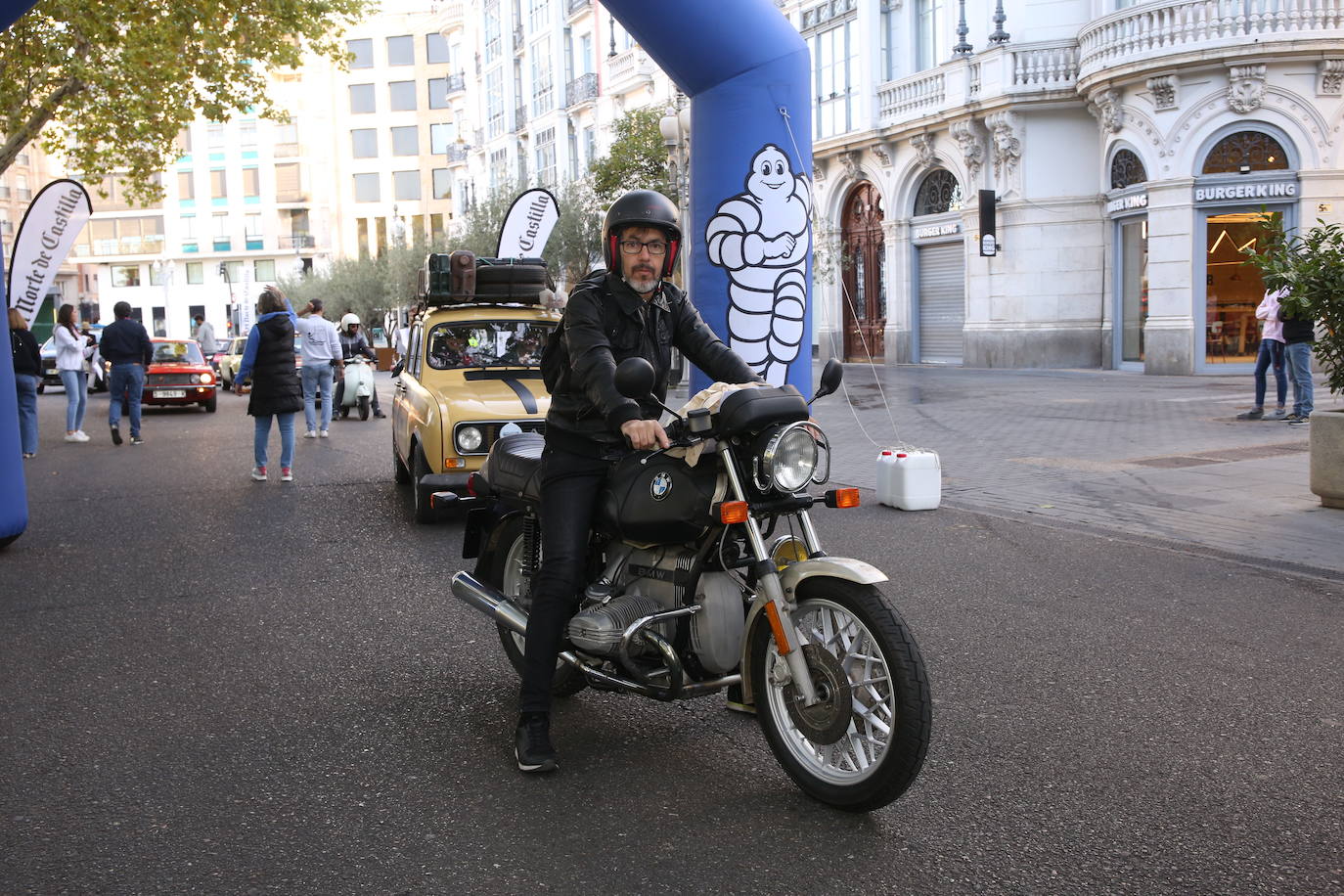 Fotos: Galería de fotos | Llegada de los participantes al Valladolid Motor Vintage